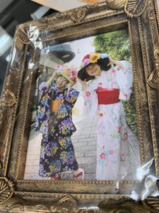 プレゼントの額入り写真